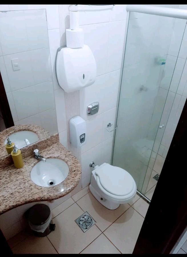 Quartos Privativos Marista Piscina Churrasqueira Appartamento Goiânia Esterno foto