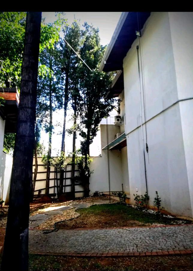 Quartos Privativos Marista Piscina Churrasqueira Appartamento Goiânia Esterno foto